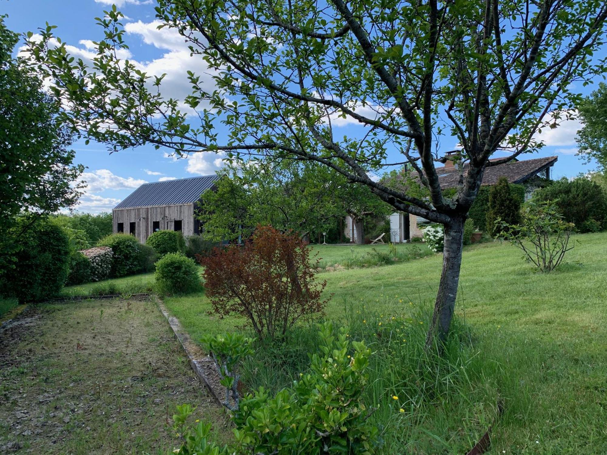 Vila Le Sechoir De Valadon Aillas Exteriér fotografie